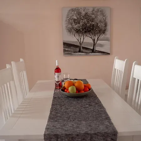 Noya's Place *